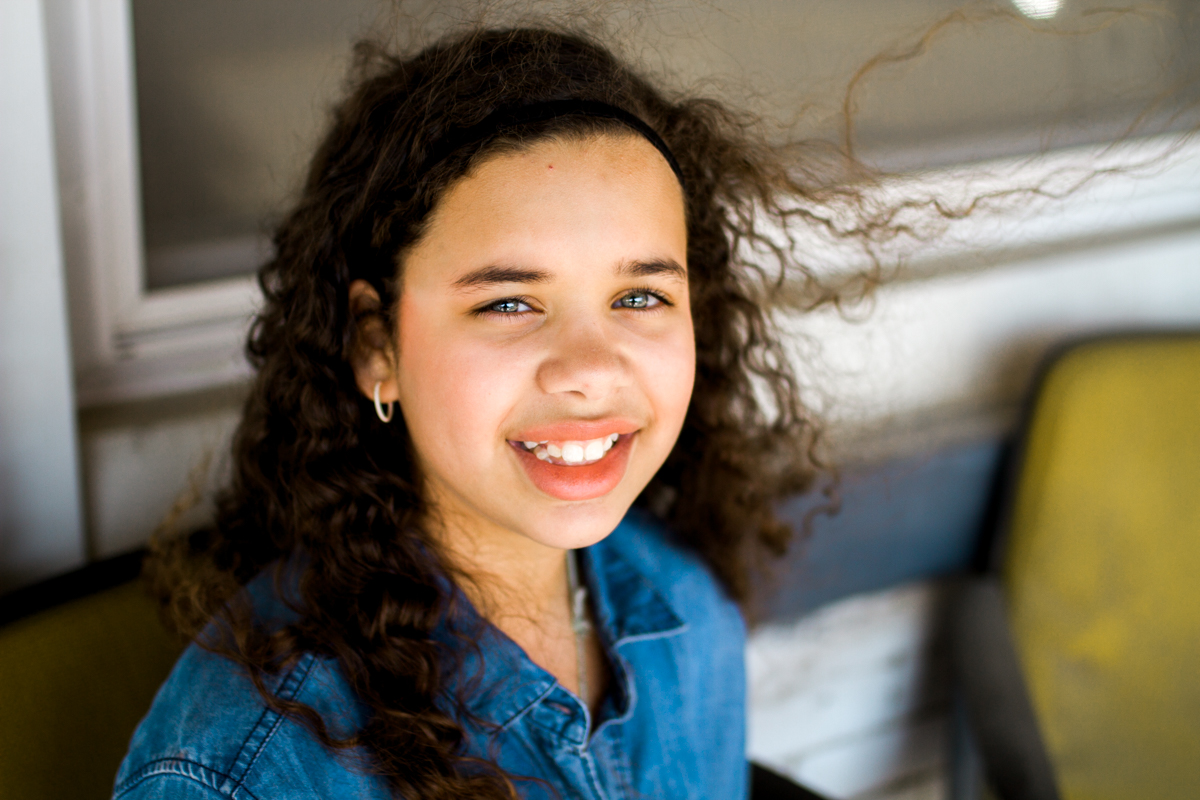 Kansas City west bottoms lifestyle family photography tween girl family photo session