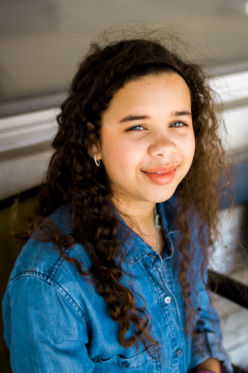 Kansas City west bottoms lifestyle family photography tween girl family photo session
