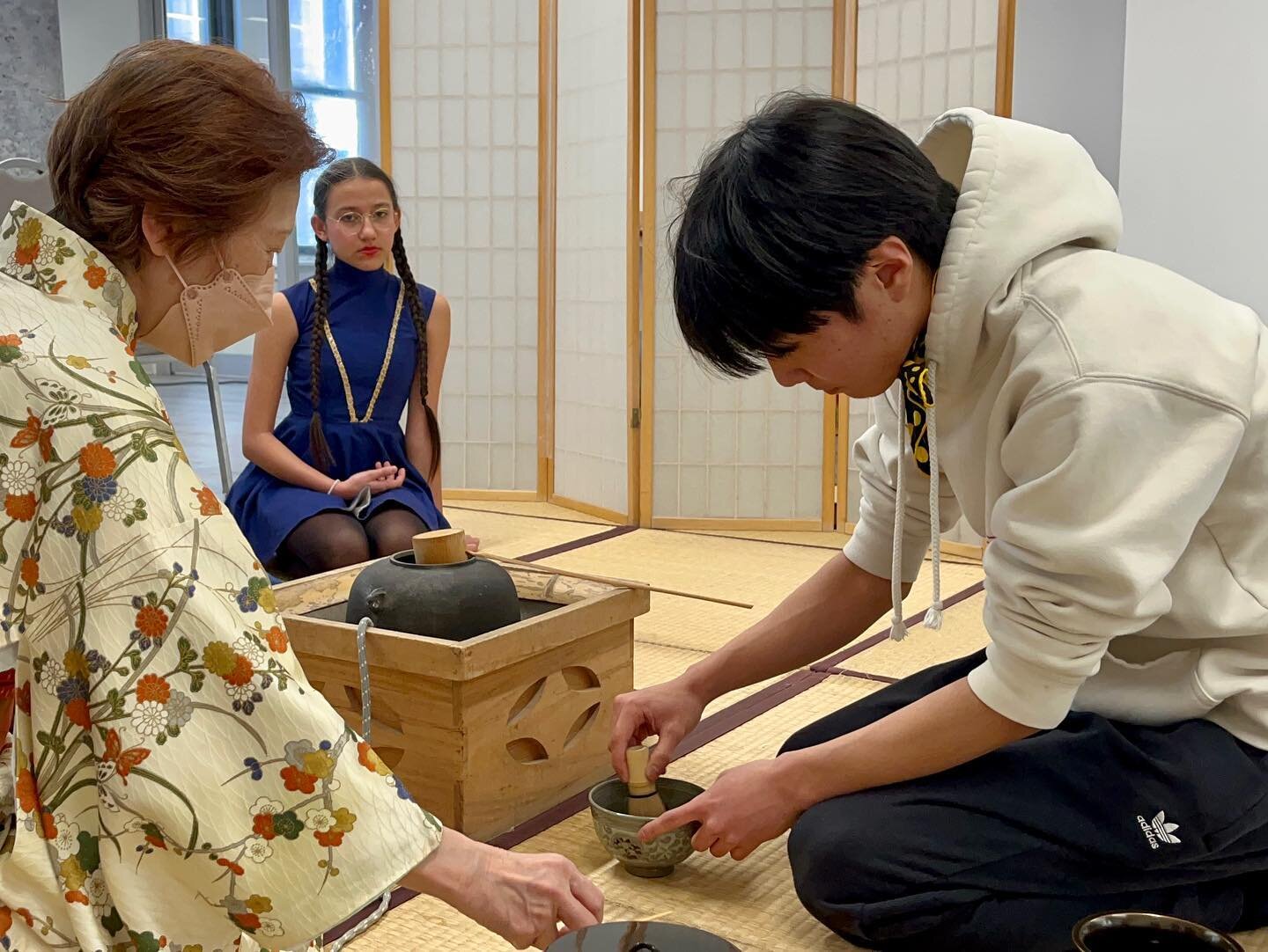 Thank you for teaching us the beautiful tradition of the Japanese tea ceremony, @jaanewyork and @kunimikami