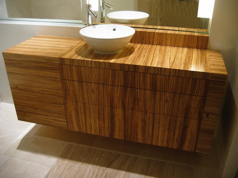 Bathroom vanity