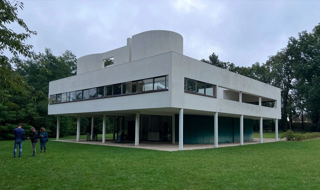Pilgrimage 2024.
.
.
.
.
.
.
.
#architecture #modernism #design #france #lecorbusier #lecorbusiercolours #les_colours_le_corbusier @ktarchdesign @jamesbecher @tdundon_jp @jacekofclubs @jwiedner_68