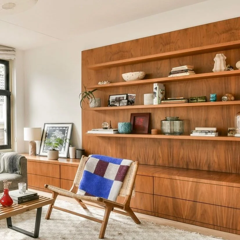 Revisiting past designs while looking for inspiration.
.
.
.
.
.
#interiordesign #architecture #interiorarchitecture #furnituredesign #amsterdam #customfurniture #bespokefurniture #library #walnut