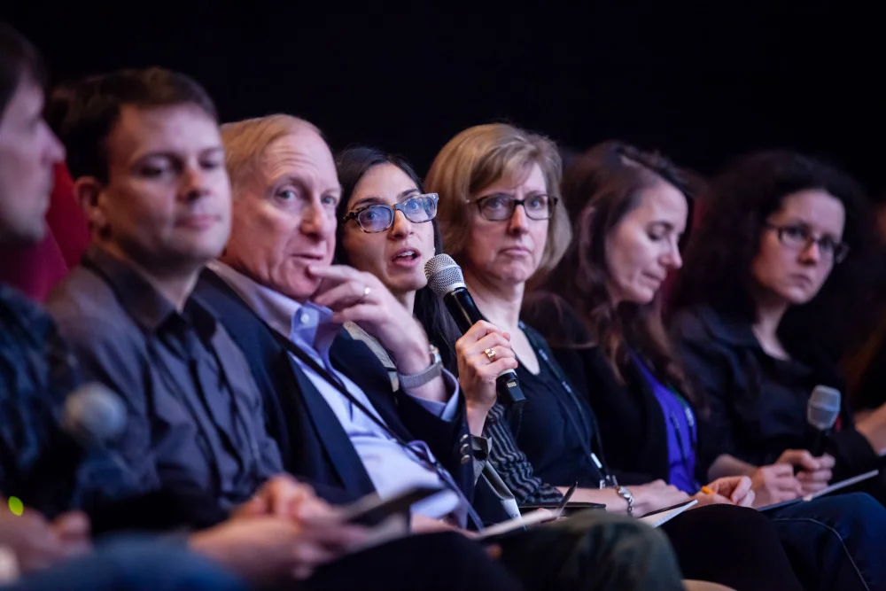 We try to have an exciting cross section of judges from computer vision experts, entrepreneurs, investors and journalists. Asking a question is Barin Nahvi Rovzar, Hearst, Exec. Dir., R&D & Strategy. Judges included: Serge Belongie ( Prof., Cornell Tech, Computer Vision ) , Howard Morgan ( First Round, Partner & Co-Founder ) , Gaile Gordon ( Enlighted, Sr. Director, Technology ) , Jan Erik Solem ( Mapillary, CEO ) , Larry Zitnick ( Facebook, AI Research, Research Lead ) , Ramesh Jain ( U. California, Irvine, Prof., Co-Founder Krumbs ) , Evan Nisselson - LDV Capital, Partner ) , Nikhil Rasiwasia (Principal Scientist, Snapdeal), Beth Ferreira (WME Venture Partners, Managing Partner), Stacey Svetlichnaya (Flickr, Software Engineer, Vision & Machine Learning), Adriana Kovashka (U. of Pittsburgh, Assist. Professor Dept. Computer Science) ©Robert Wright/LDV Vision Summit