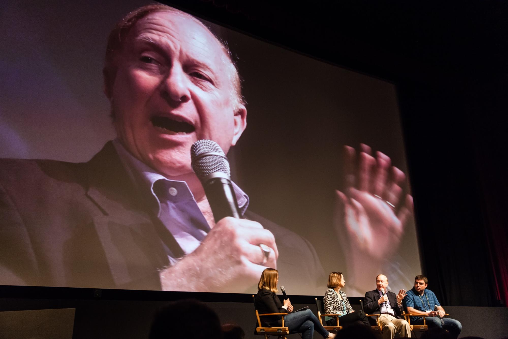 (L to R) Jessi Hempel, Senior Writer at Wired, Liza Benson, Partner at StarVest Partners, Howard Morgan, Partner & Co-founder of First Round Capital, and Alex Iskold, Managing Director at TechStars © Robert Wright/LDV Vision Summit