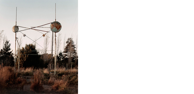 Dos Mundos, 2007 archival pigmented print