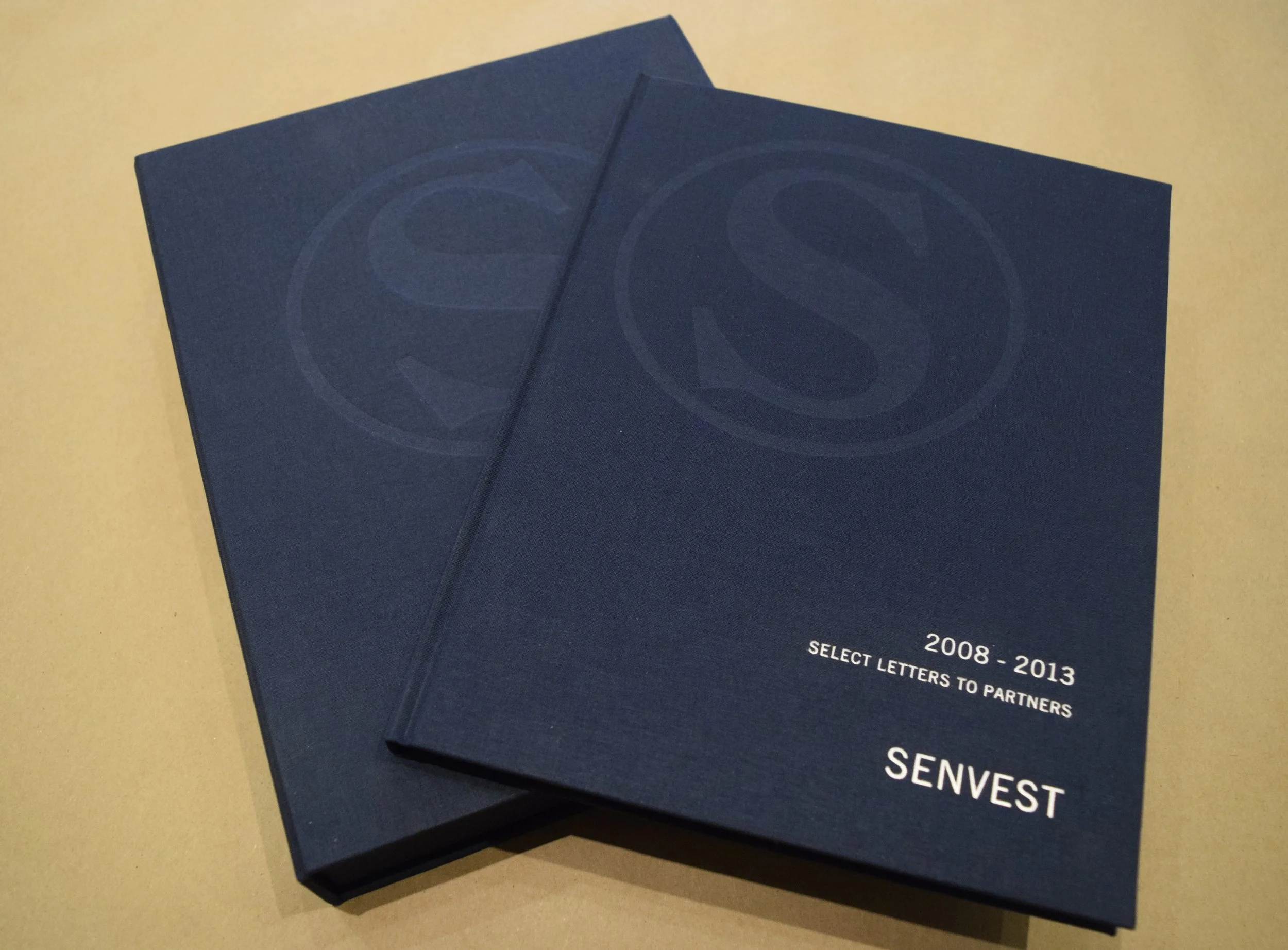 SENVEST_BOX_BOOK.jpg