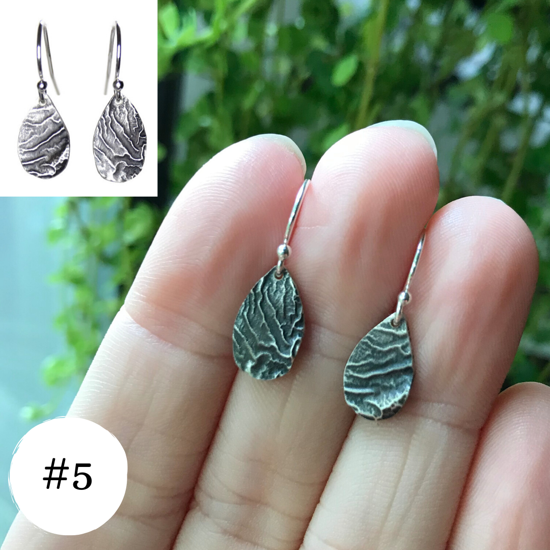 #5 teardrop ear.png
