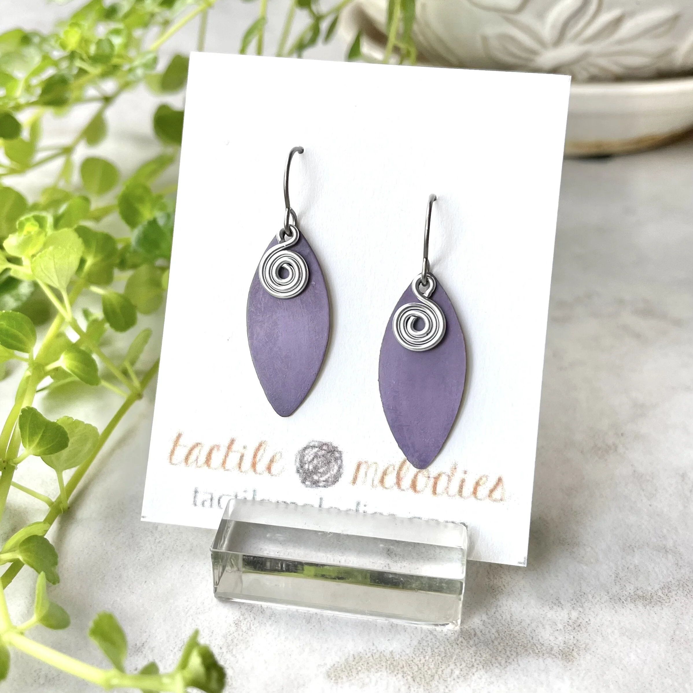 B3F5C440-47E3-4DE2-981D-7D4E5CD0A190