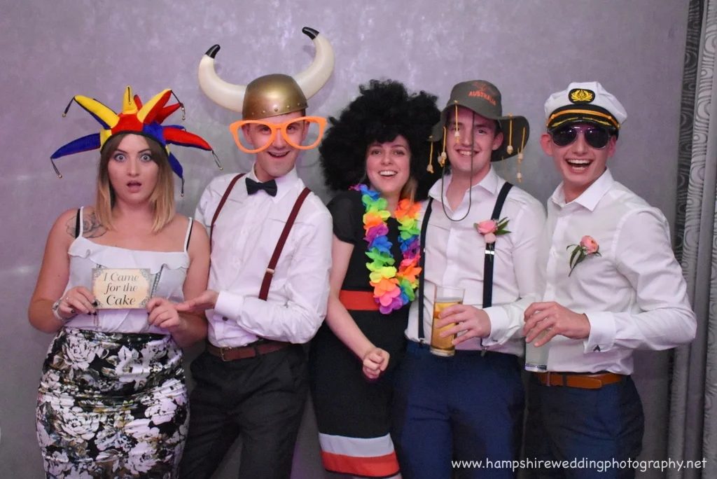 Hampshire Wedding Photobooth-02.jpg