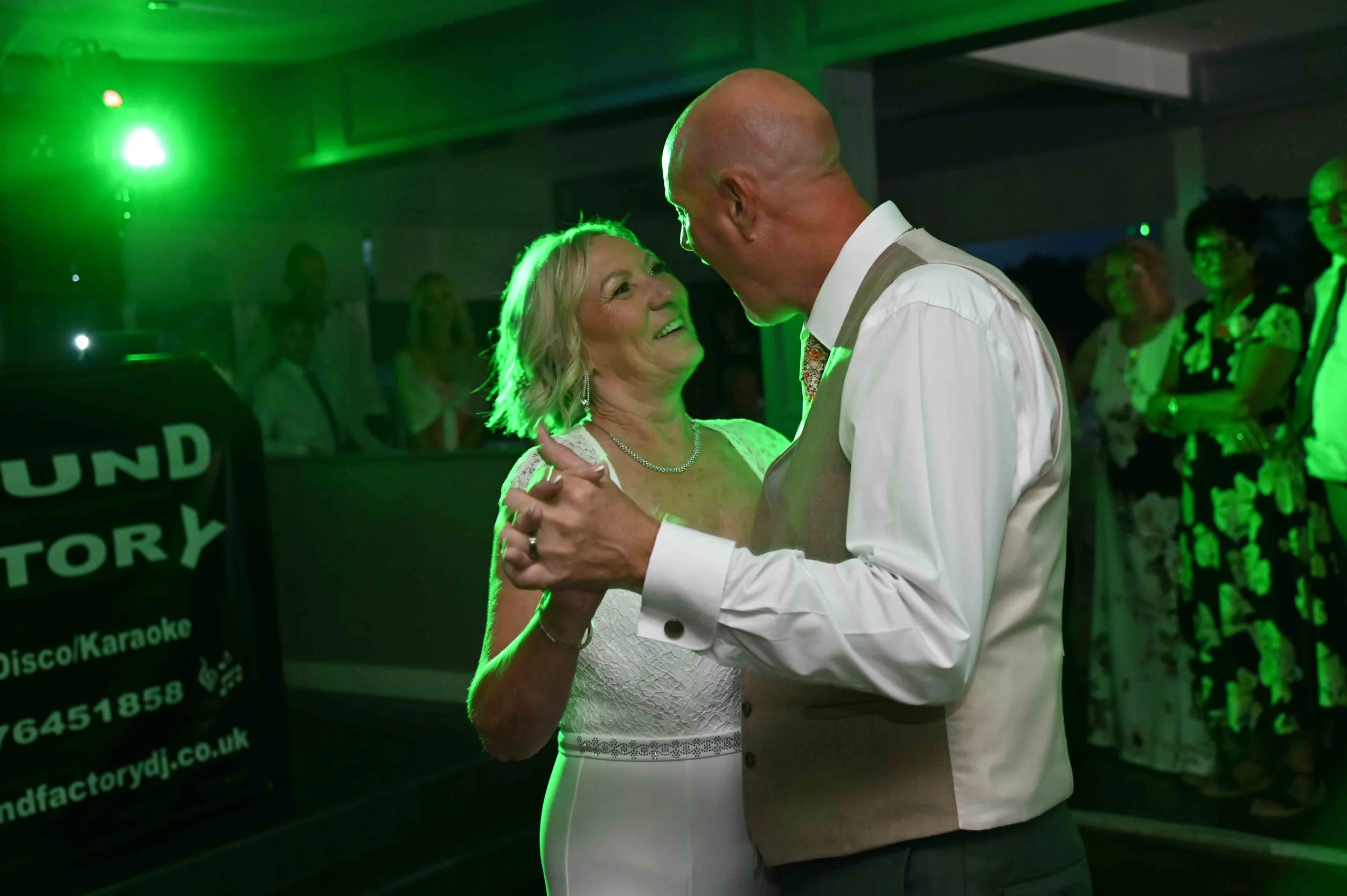 Lee and Tara Final Images LR Smaller-223.jpg