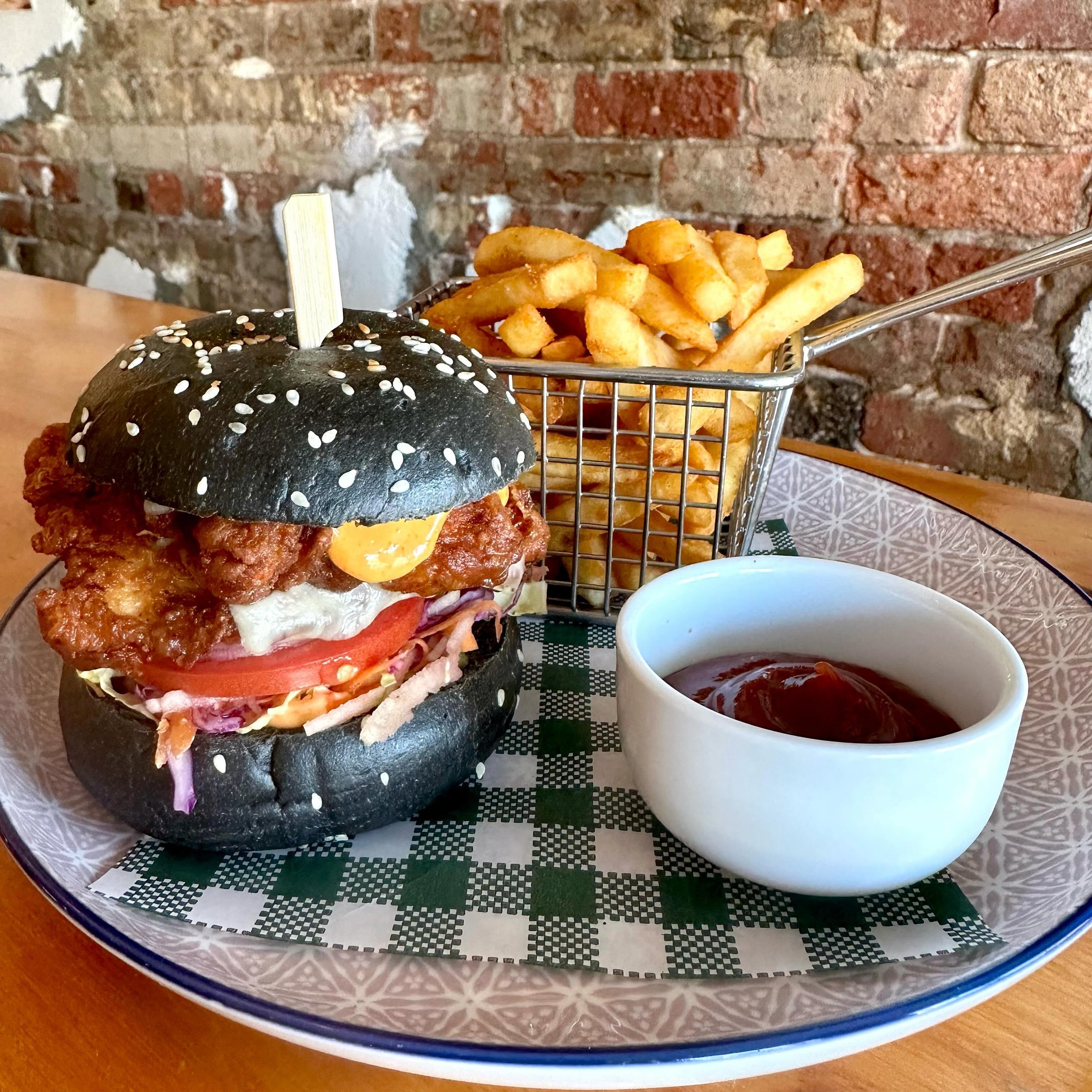 &ldquo;Spiced Chicken Burger&rdquo; in time for winter