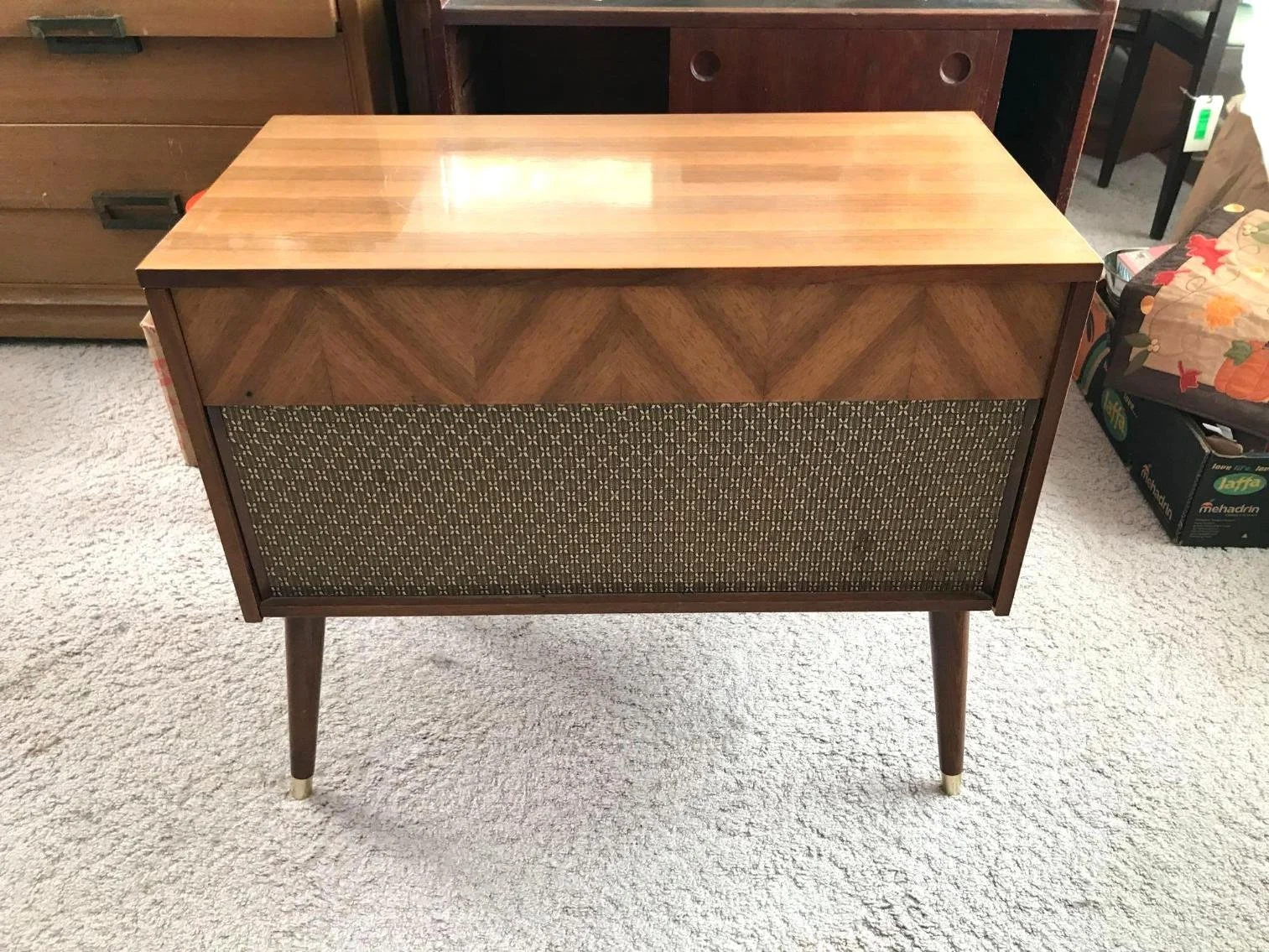 HiFi cabinet.JPG