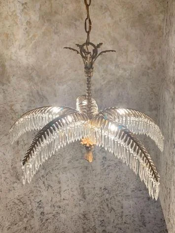 chandelier.JPG