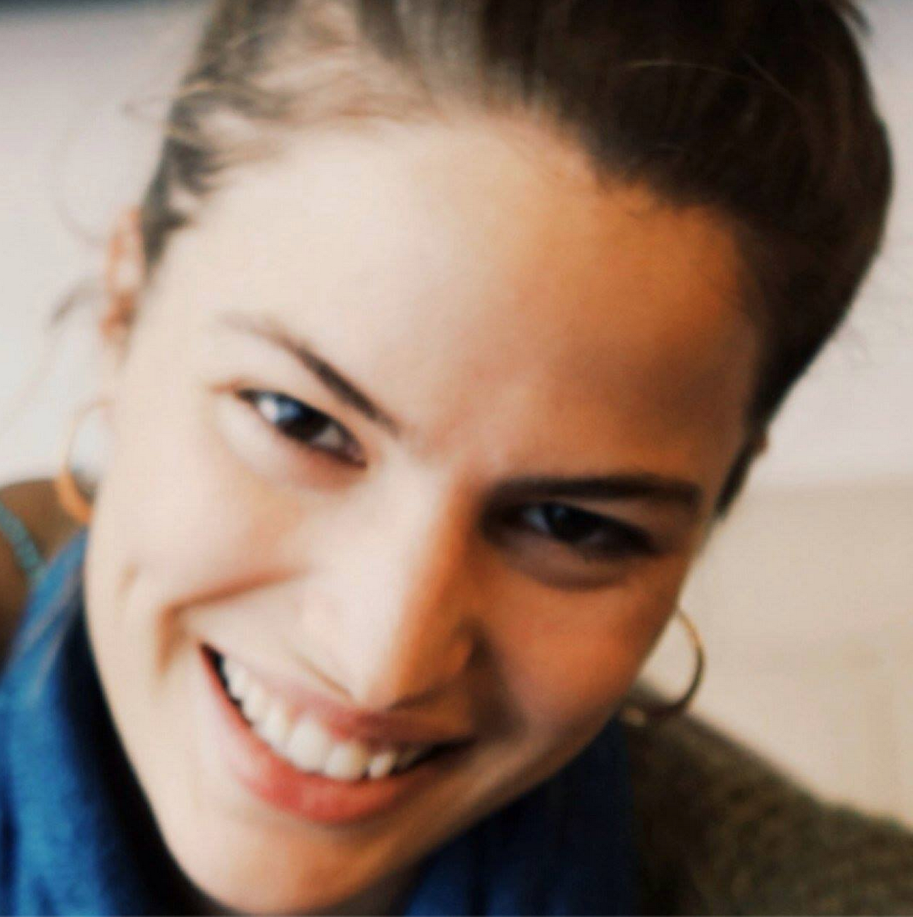 bio — CAMERON RUSSELL