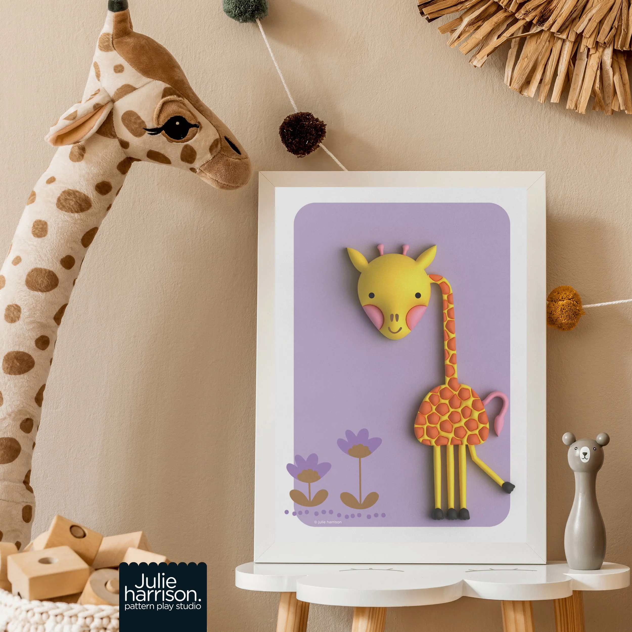 Giraffe_wallart_mock.jpg