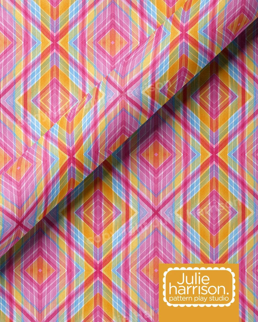 Candystripe-diamond-fabricmock.jpg