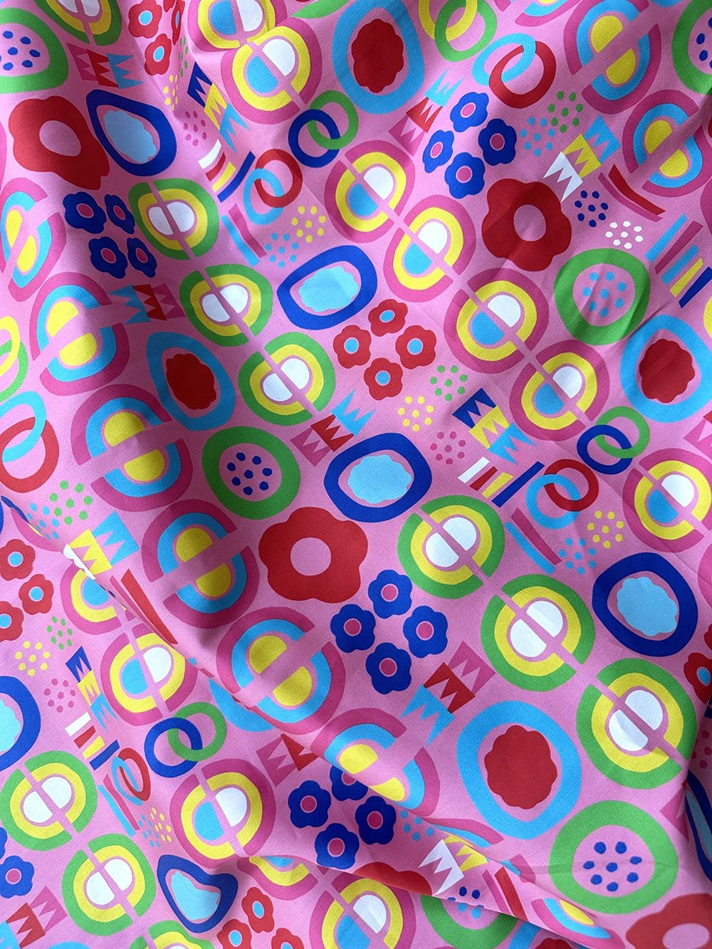 Kaleidoscope_Pink_sateen-small.jpg
