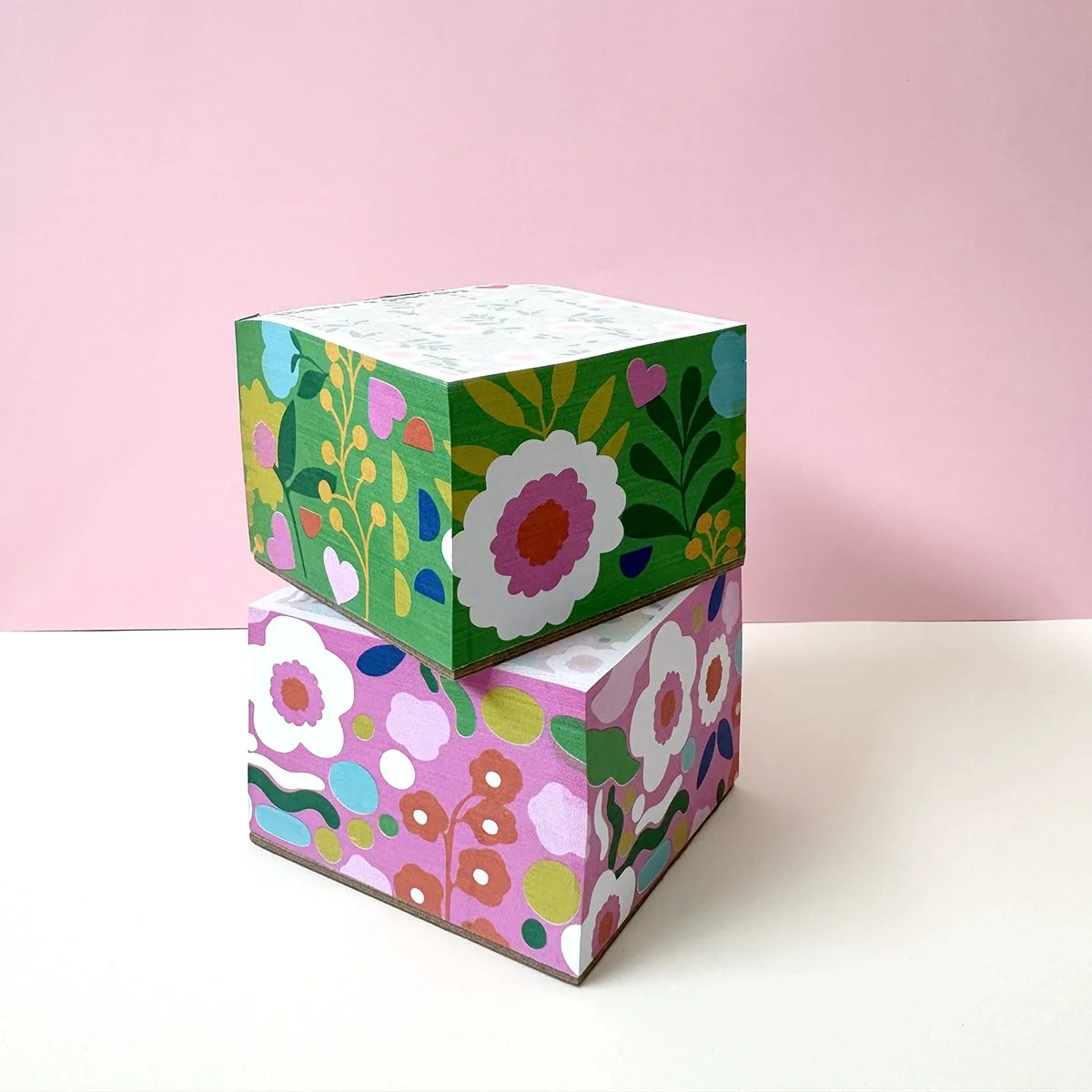Sticky_Green_Pink_3.jpg