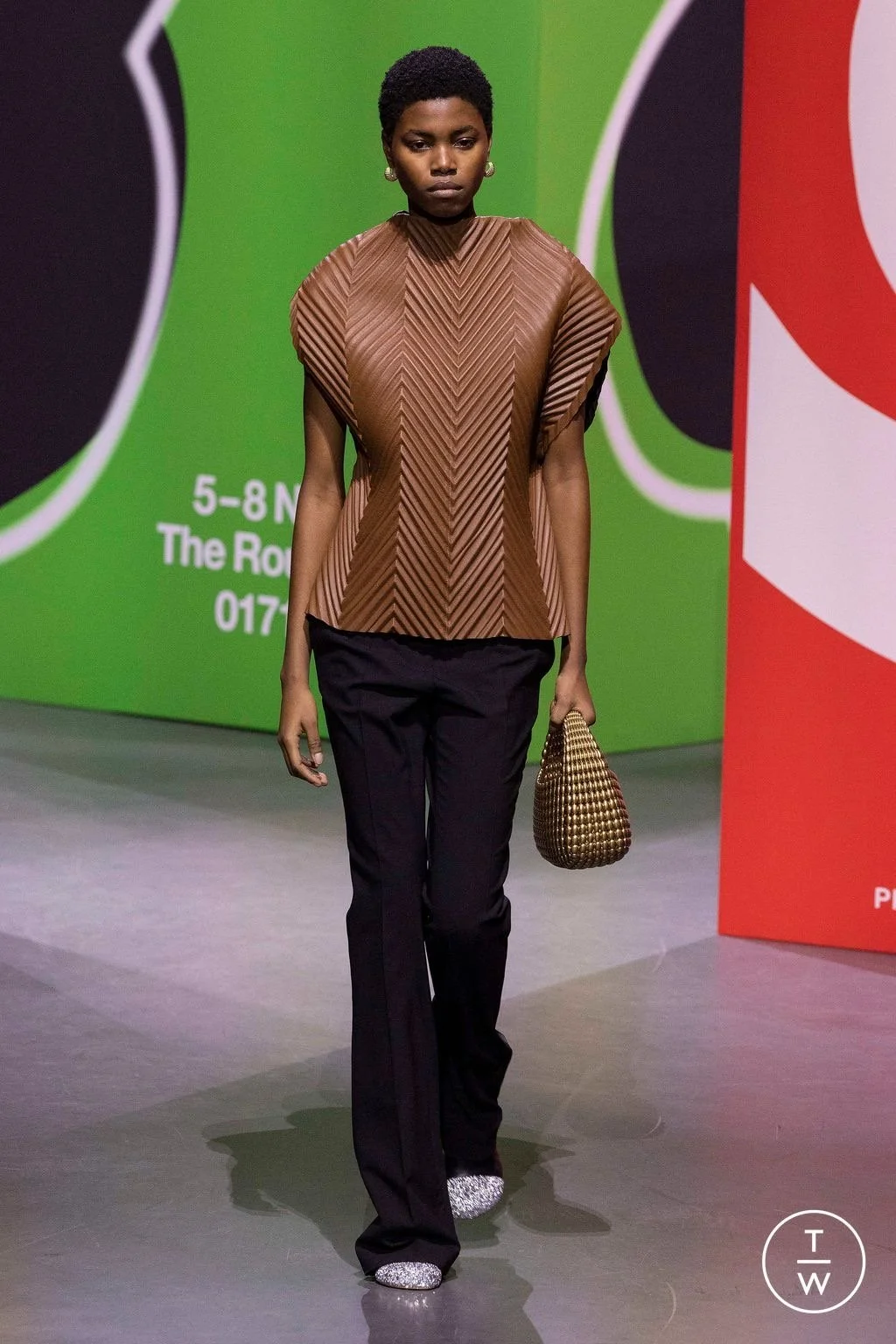 Jw Anderson fall winter 2023 look  24.JPG