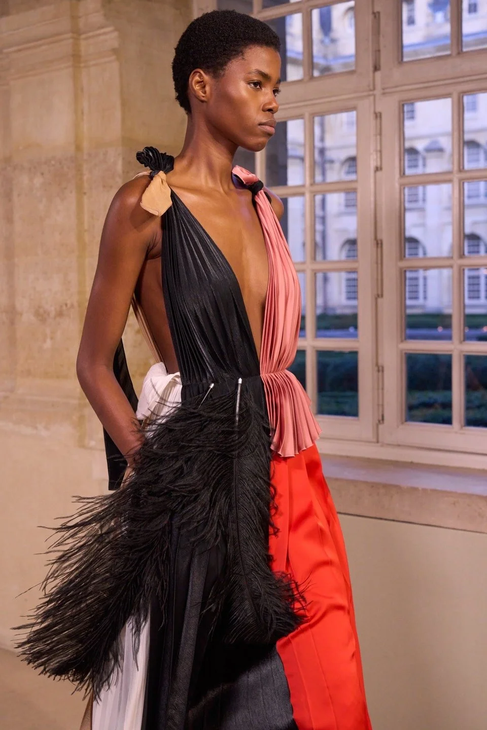 Victoria Beckham Fall 2023 look3 part 2.JPG