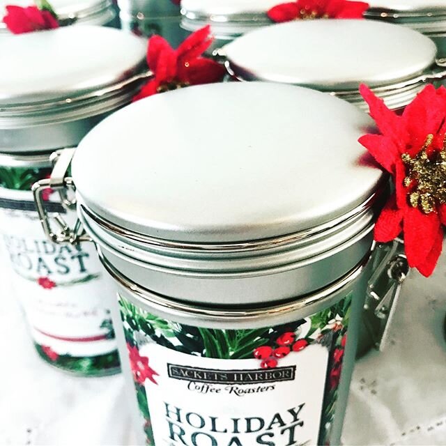 Freshly roasted coffee in beautiful holiday tins have been delivered to the Sackets Harbor Country Mart, Calla Lillies, the Cheese Store, and the Taste NY kiosk in the mall.  Do you have your host gift ready for this weekend?