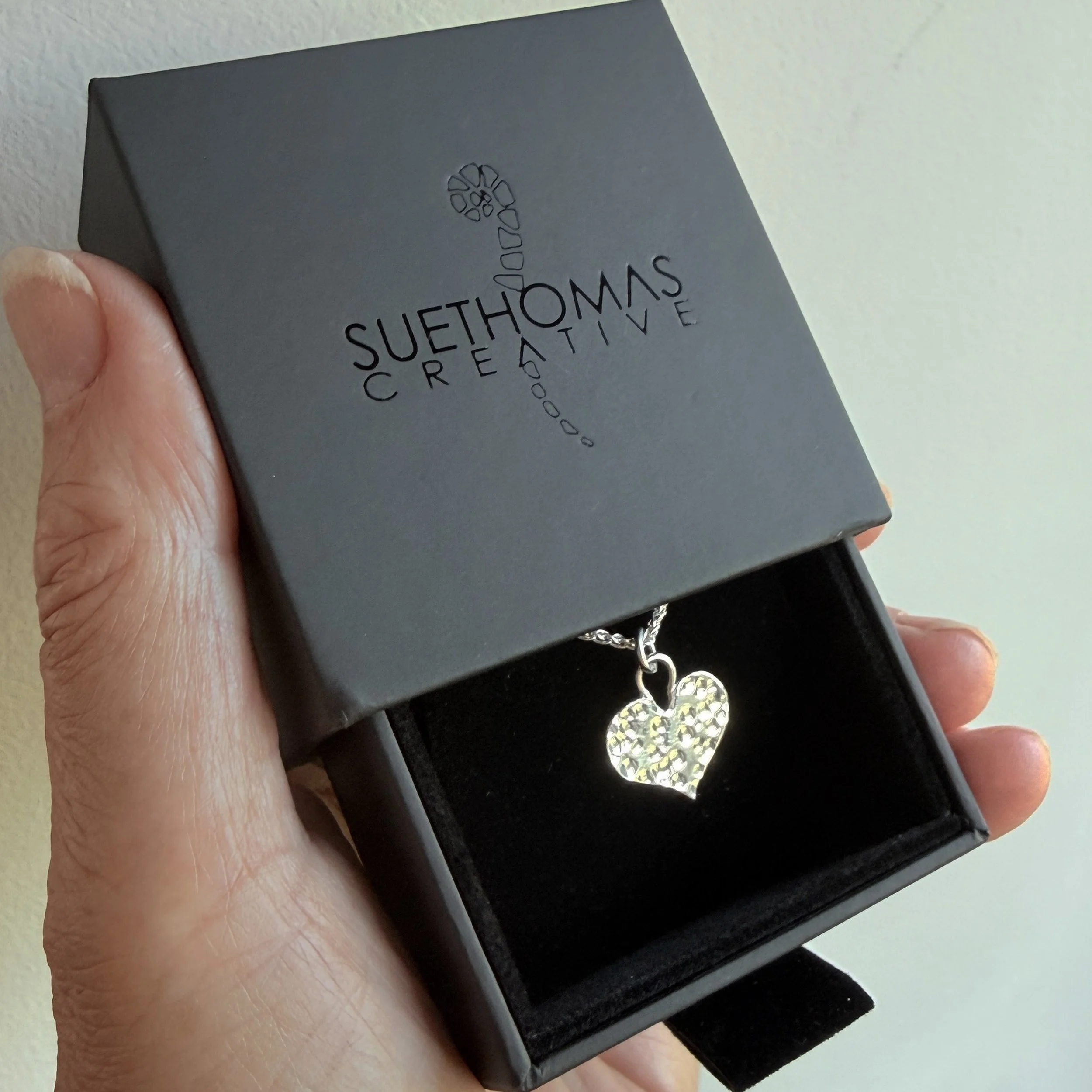presentation box.jpg