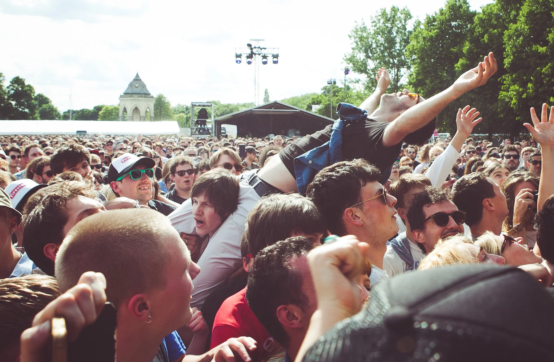 Crowd during Fat White Family
