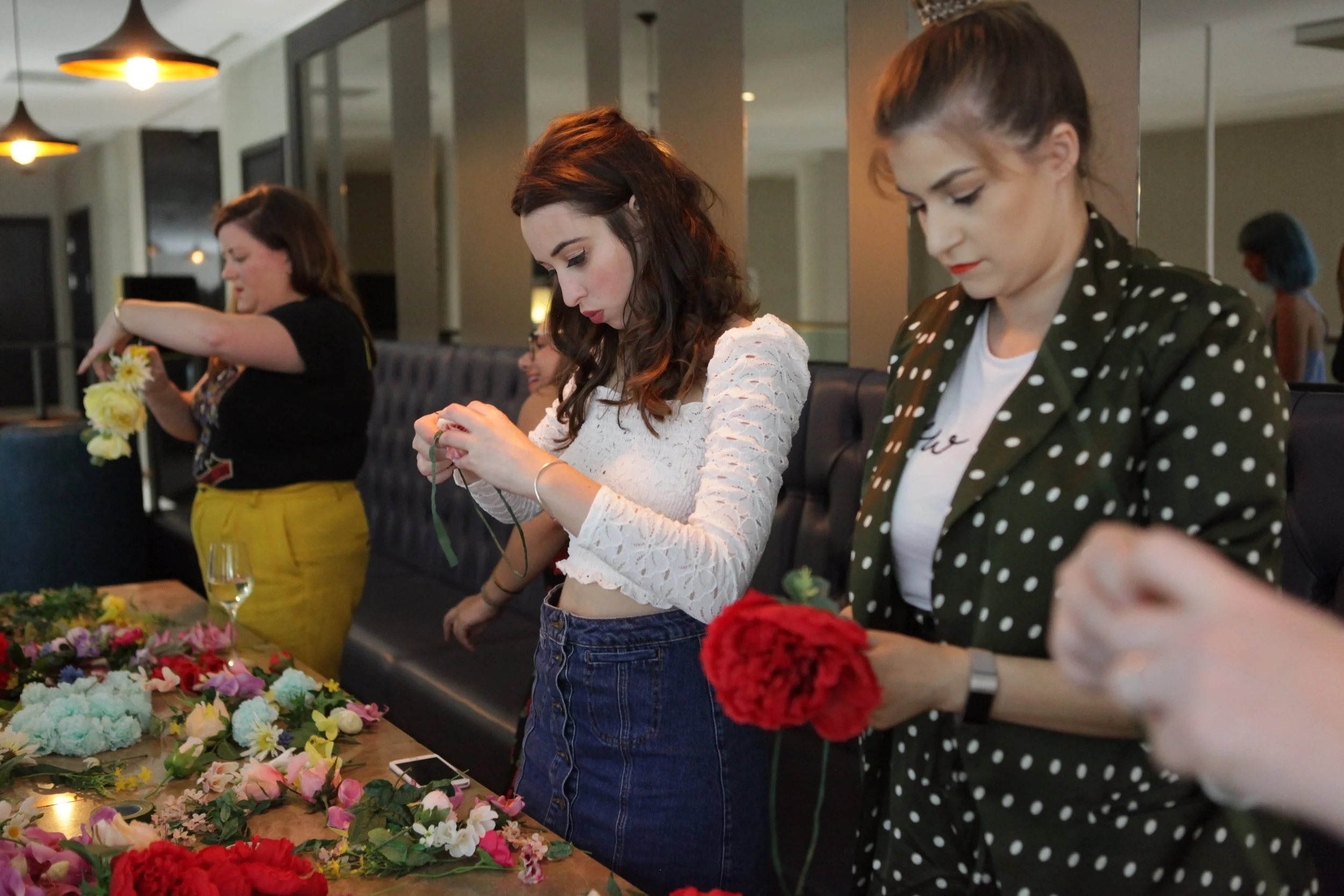 Shoreditch Flower crown workshop