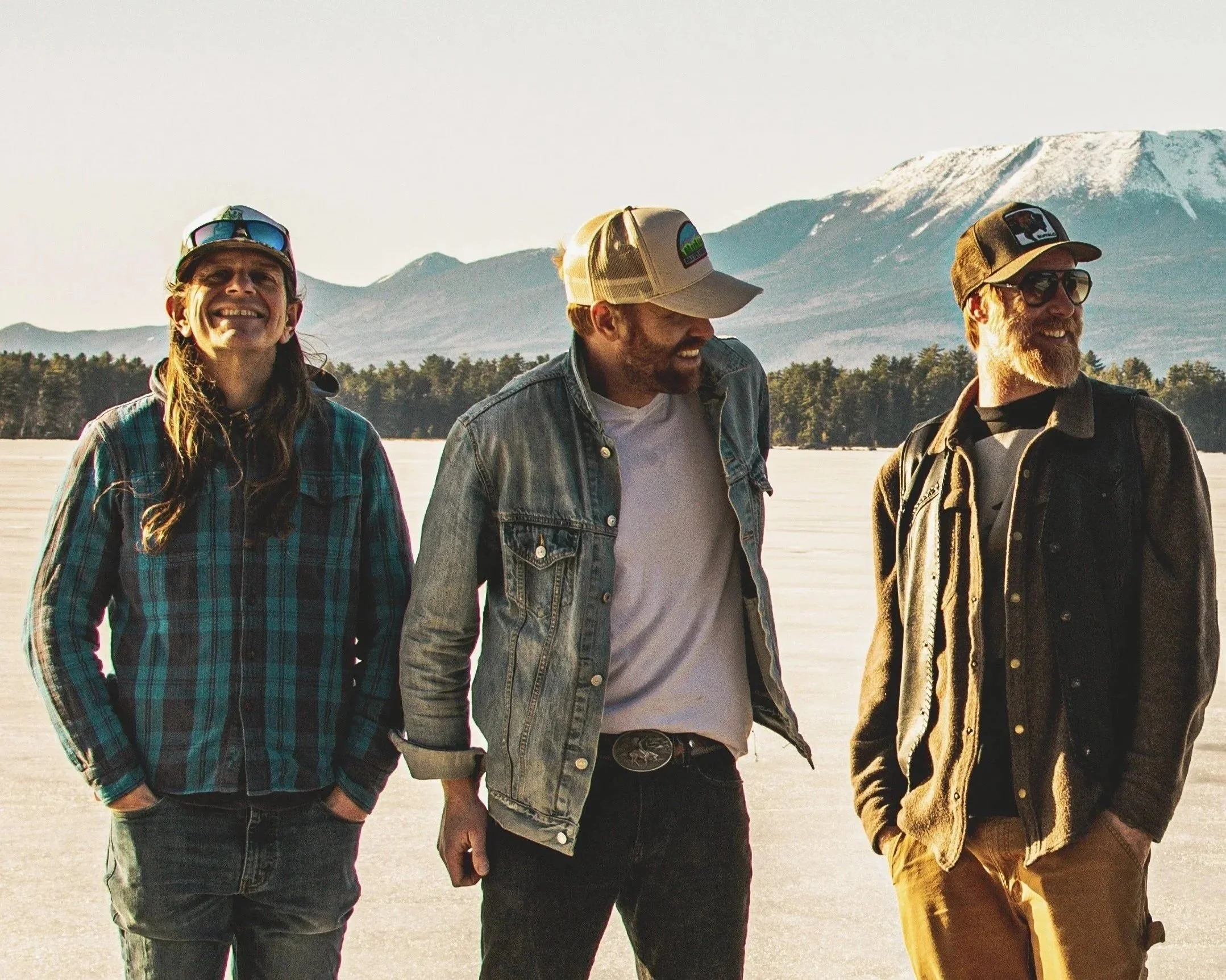 OPEN FARM &amp; LIVE MUSIC WITH The mallett brothers trio