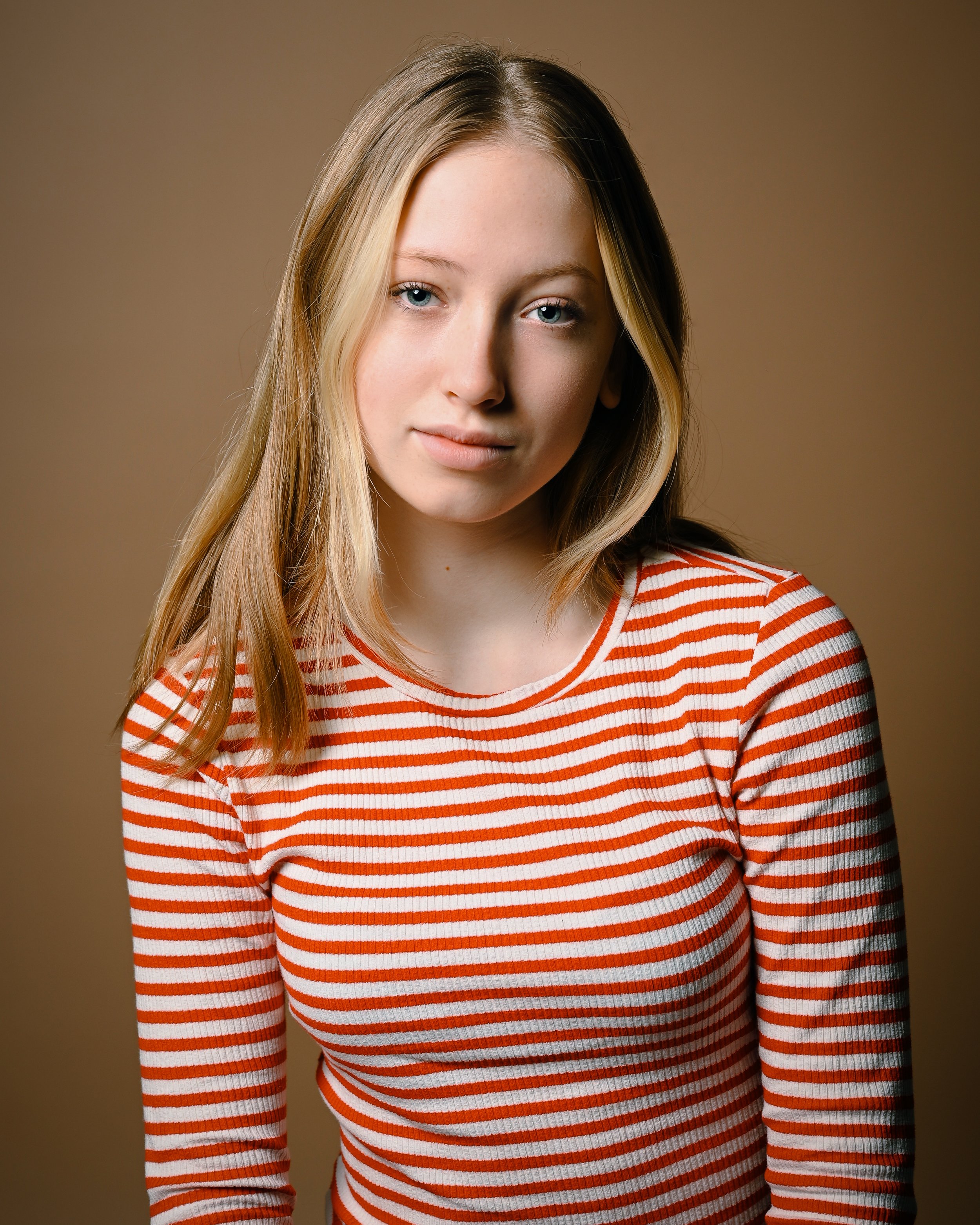 Antonia_0801230044_TOP.jpg