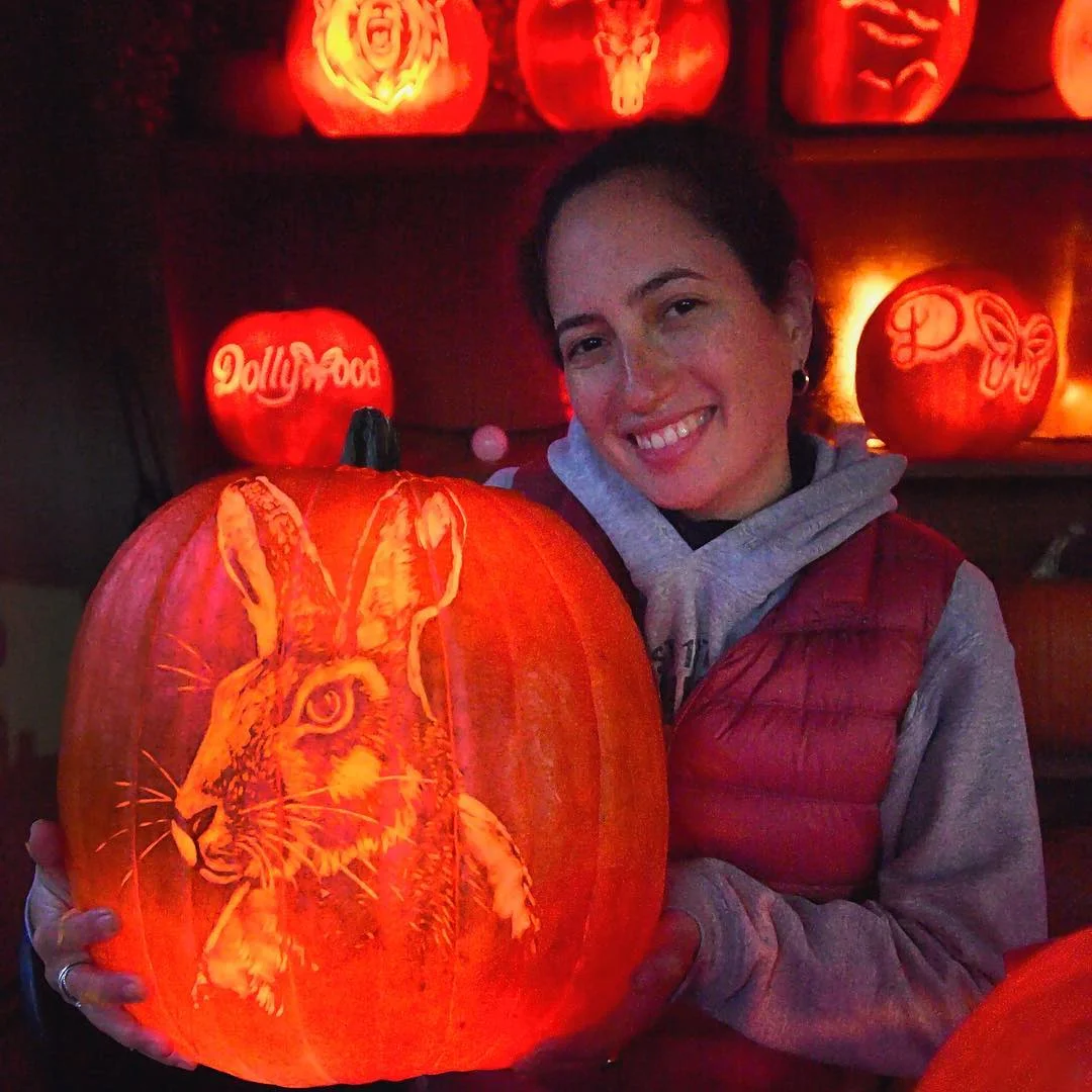 Nadia carving a Smoky Mountain themed installation during our residency at Dollywood