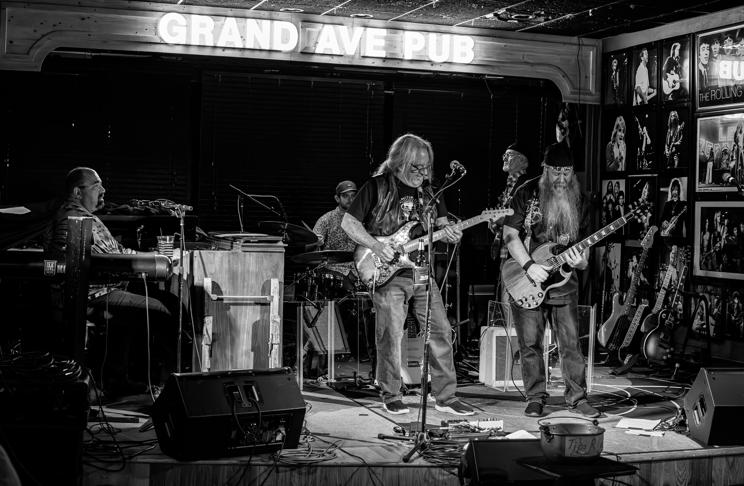 Hucksters Live BnW Whole Band Visible by Mark Prueschl.jpg