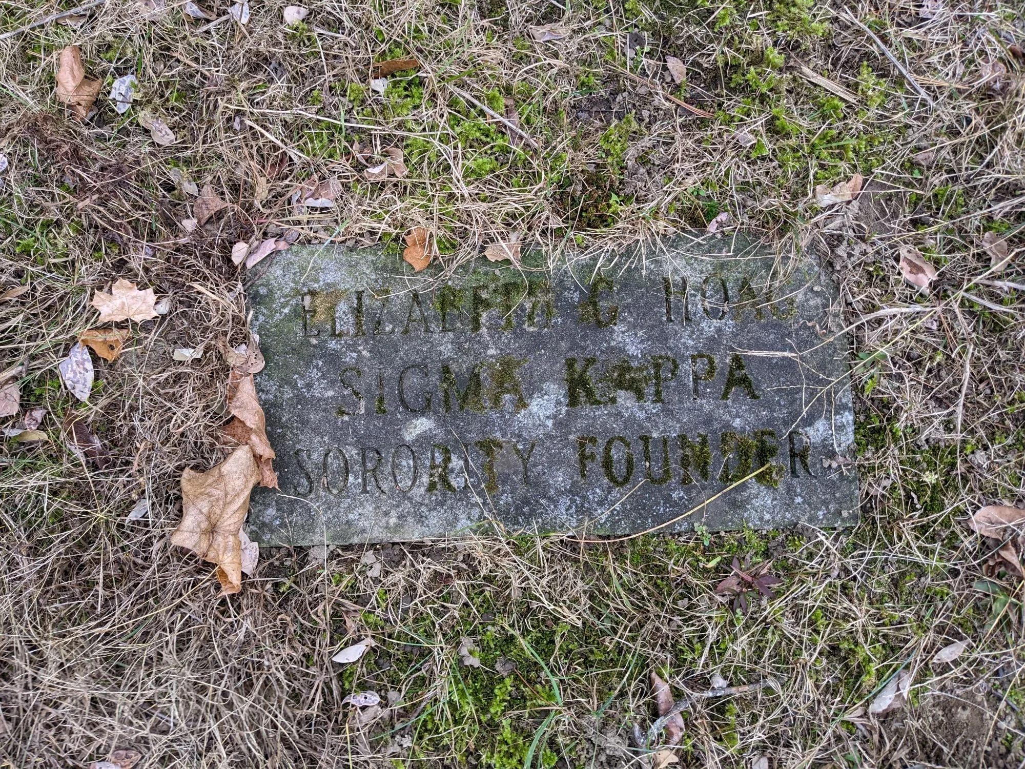 012 Elizabeth Gorham Hoag flat stone.jpg