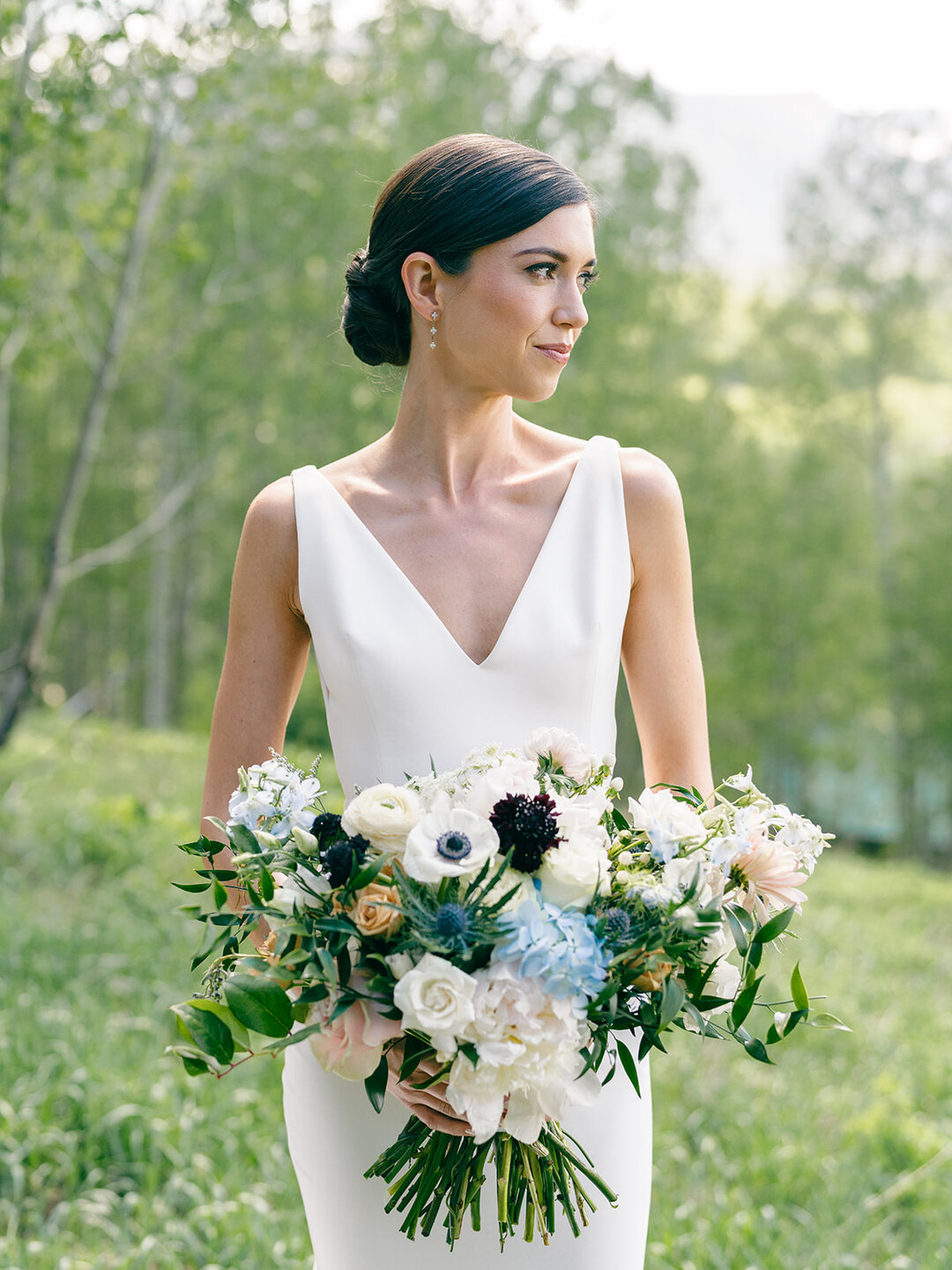 Classic Crested Butte beauty, Annie. 💙​​​​​​​​
​​​​​​​​
Planning: @revelandbloom​​​​​​​​
Venue: @travelcrestedbutte​​​​​​​​
Florals: @brambleandbloomfloral​​​​​​​​
Rentals: @luckypennyevents @sagerentals ​​​​​​​​
Makeup: @nicoletoledomakeupartistry​