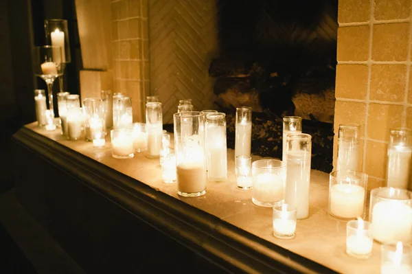 Candle-Wedding-Mantle