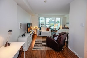 77 Harbour Square # 903-31