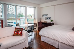 77 Harbour Square # 903-39