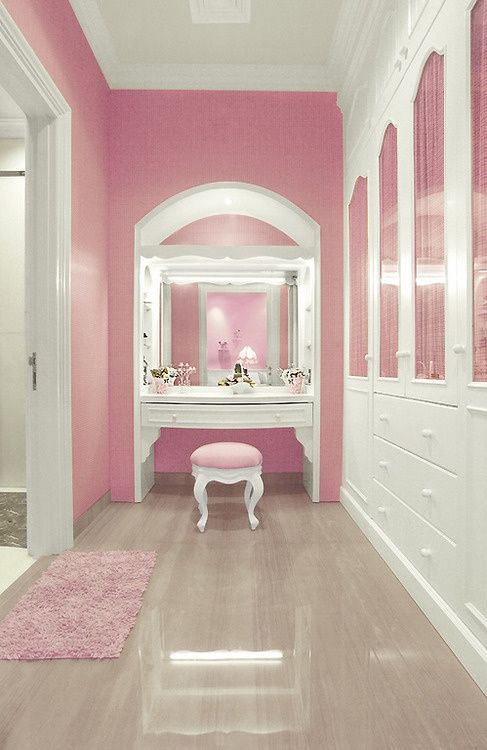 12 - pink dressing room.jpg