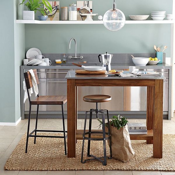 the curb backsplash in a small kitchen with no uppers.jpg