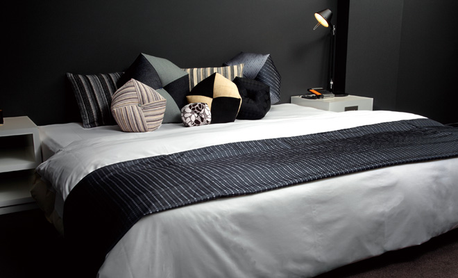 Takaokaya-Ojami-Cushion-Interior-Scene-6-Westernstyle-Bed-Throw-Pillows.jpg