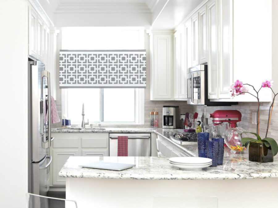 Small-kitchen-with-a-peninsula-900x675.jpg