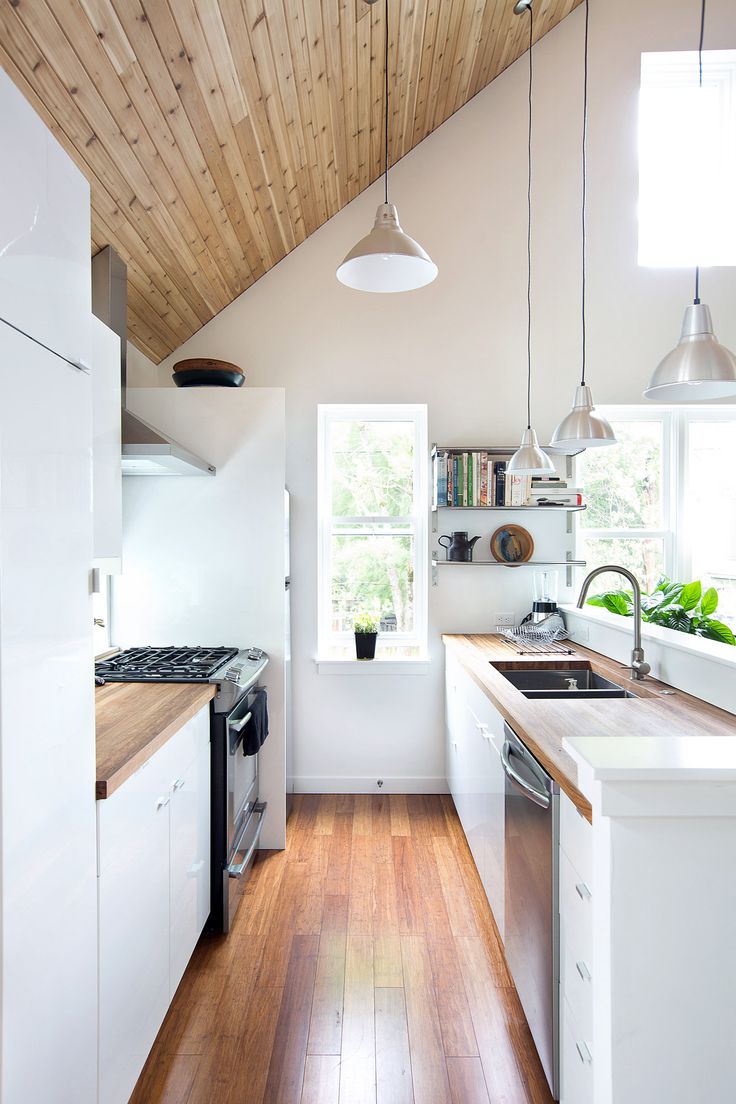 Small Kitchen Design Toronto Designers