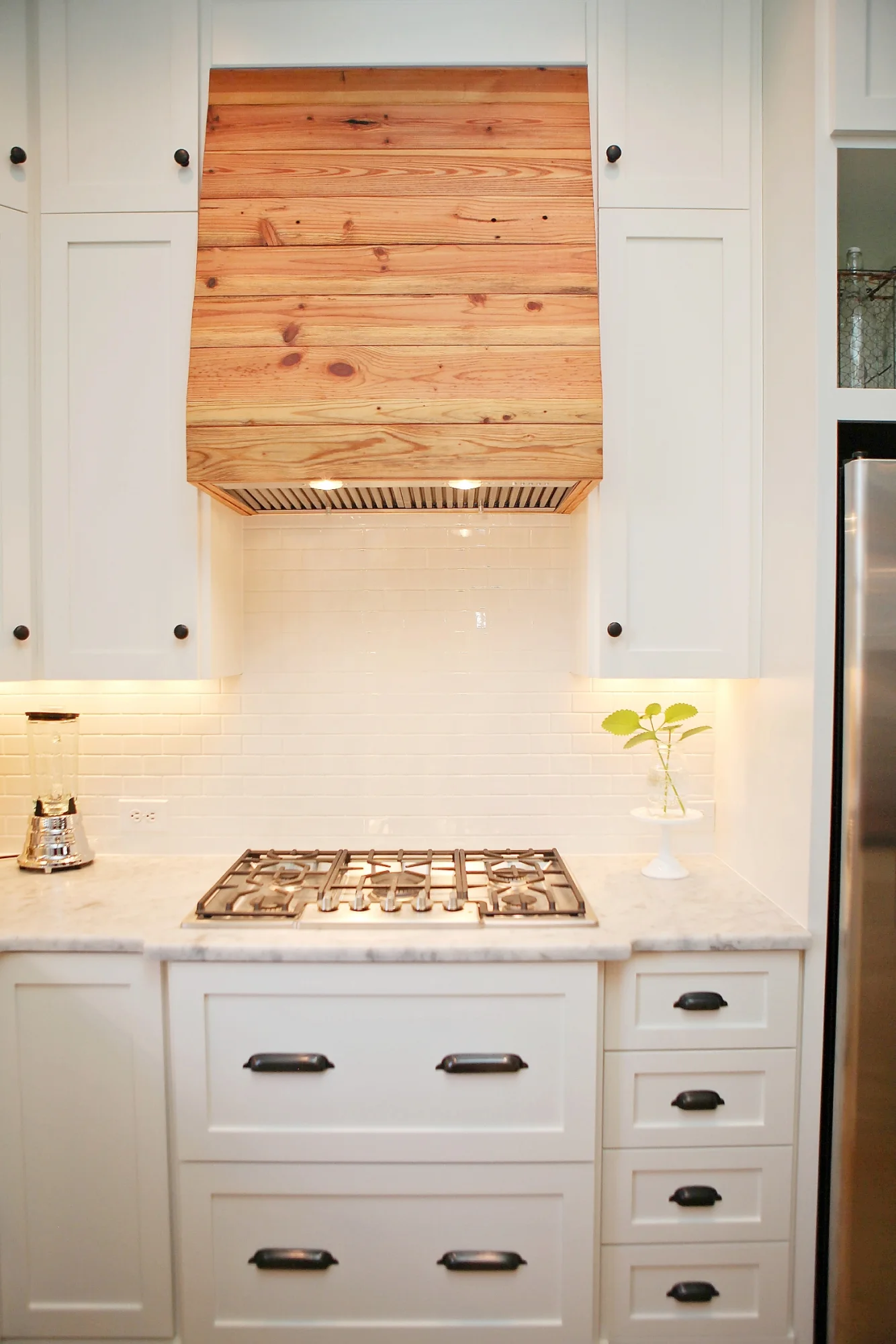 the look of your range hood — toronto designers