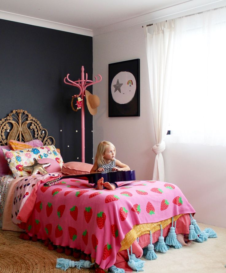 boho-kids-bedroom-girls-bedroom-ideas-using-vintage-finds-more-on-the-blog-ww.jpg