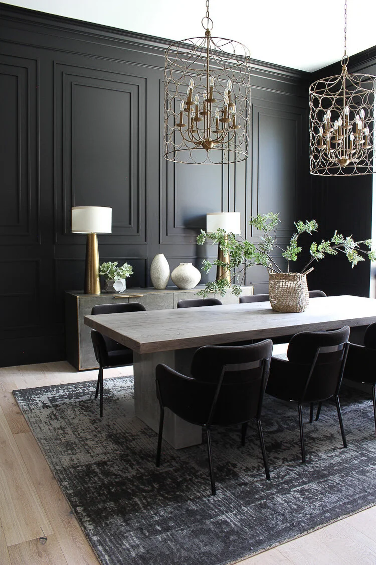 black dining rooms