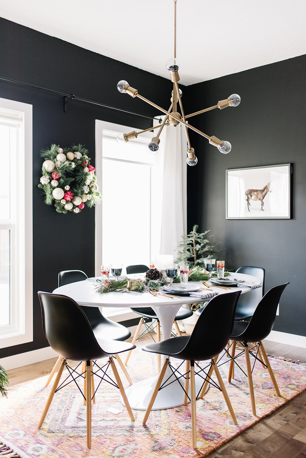 black+dining+room,+modern+dining+room.jpg