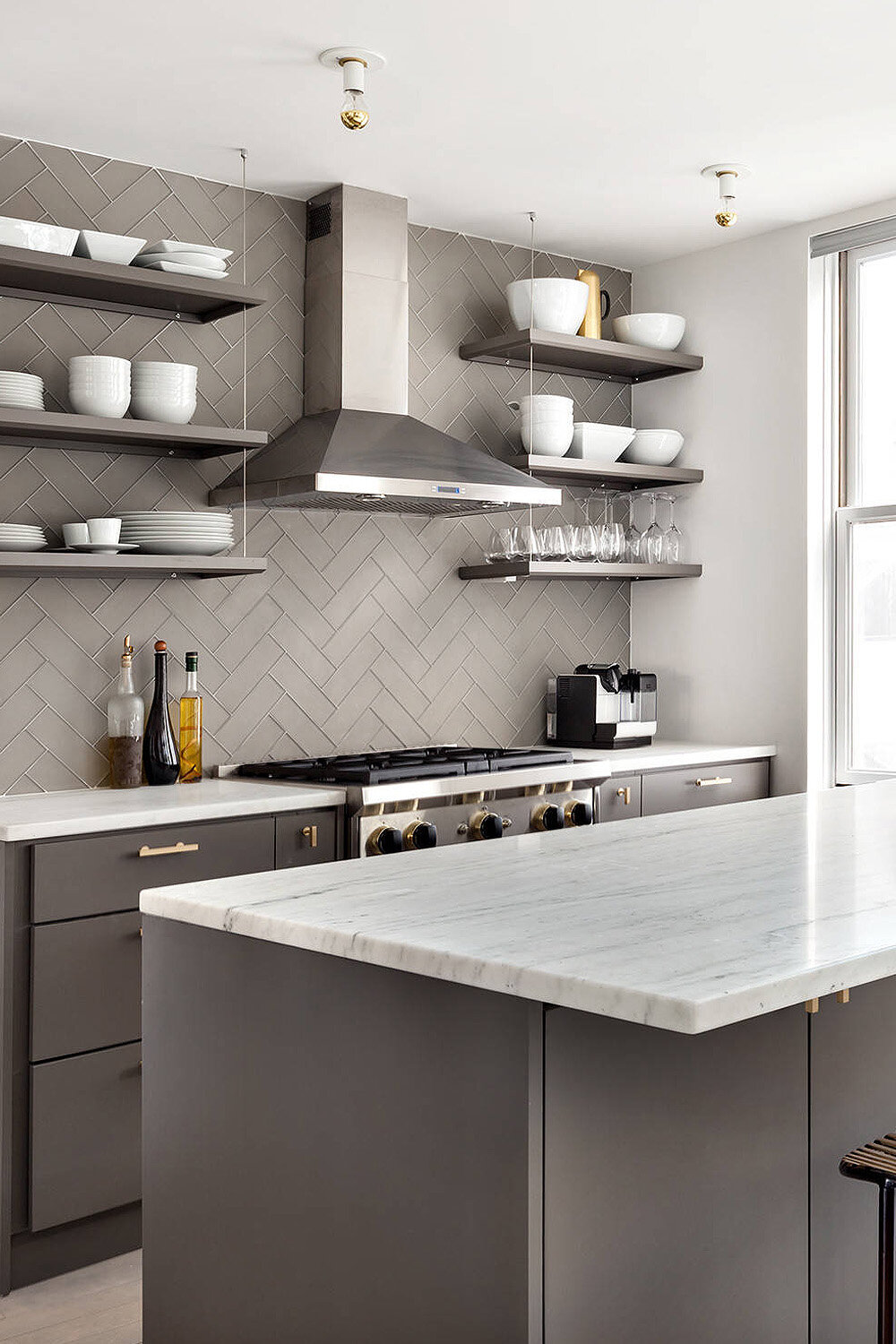 92430-Marble-Backsplash-With-Modern-Gray-Kitchen-Cabinets.jpg