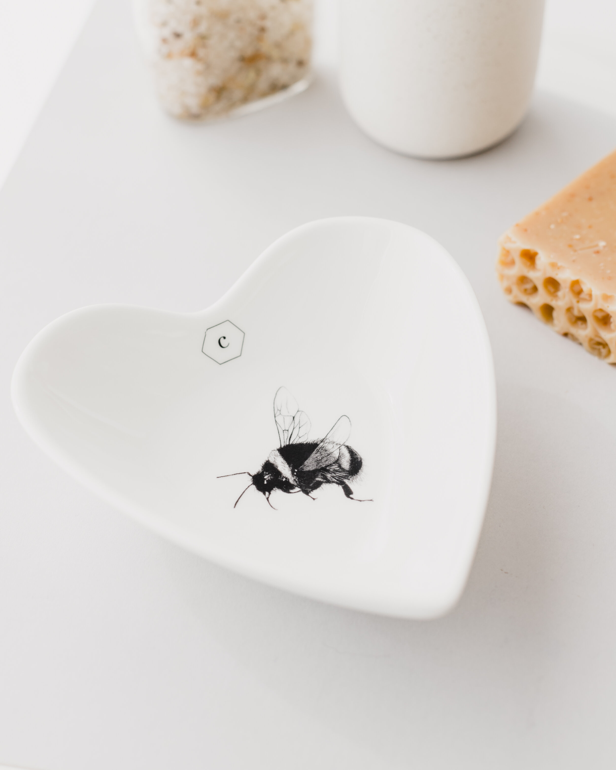 Bee trinket dish 2.jpg