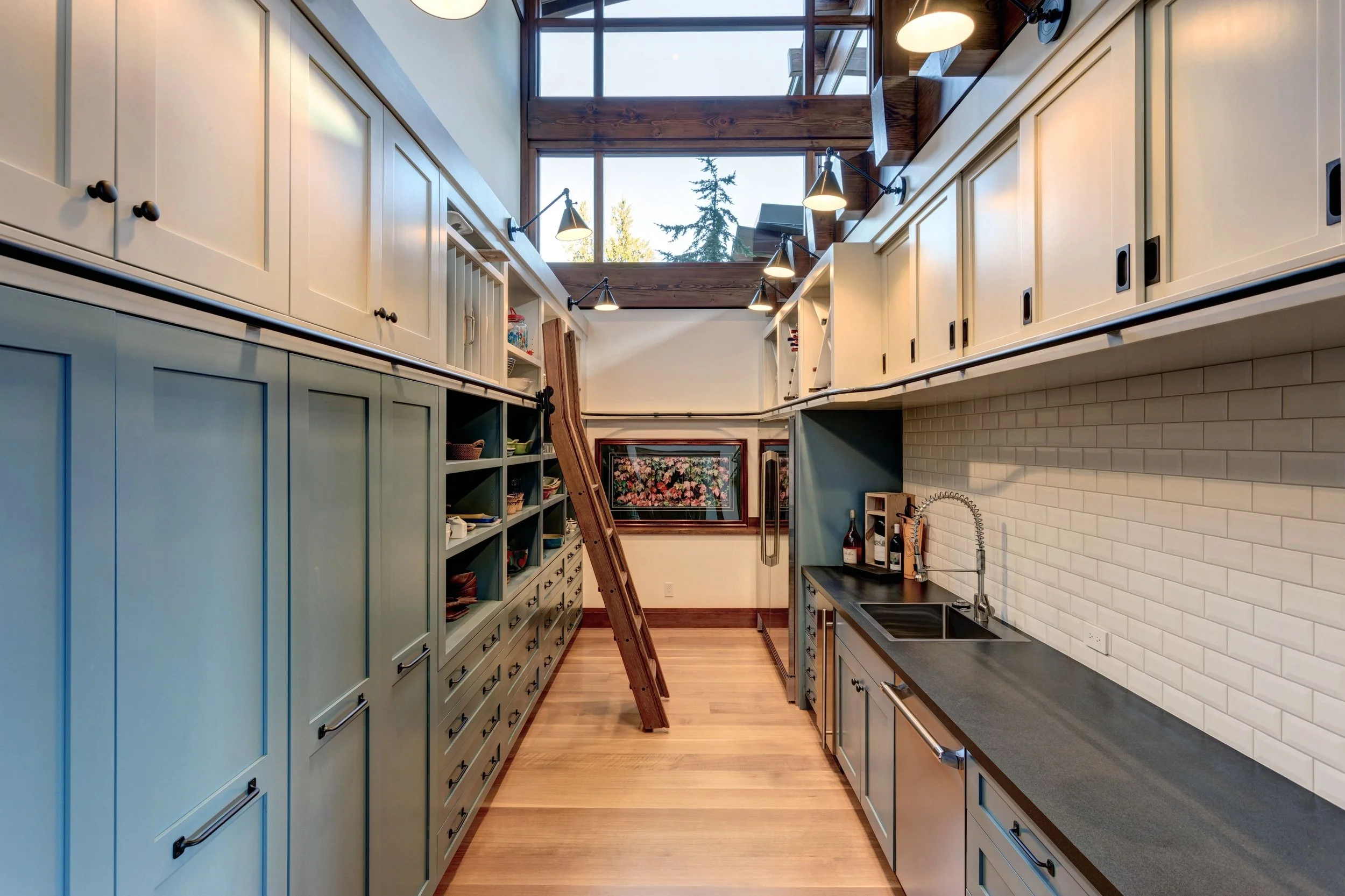 SYRE BUTLERS PANTRY.jpeg