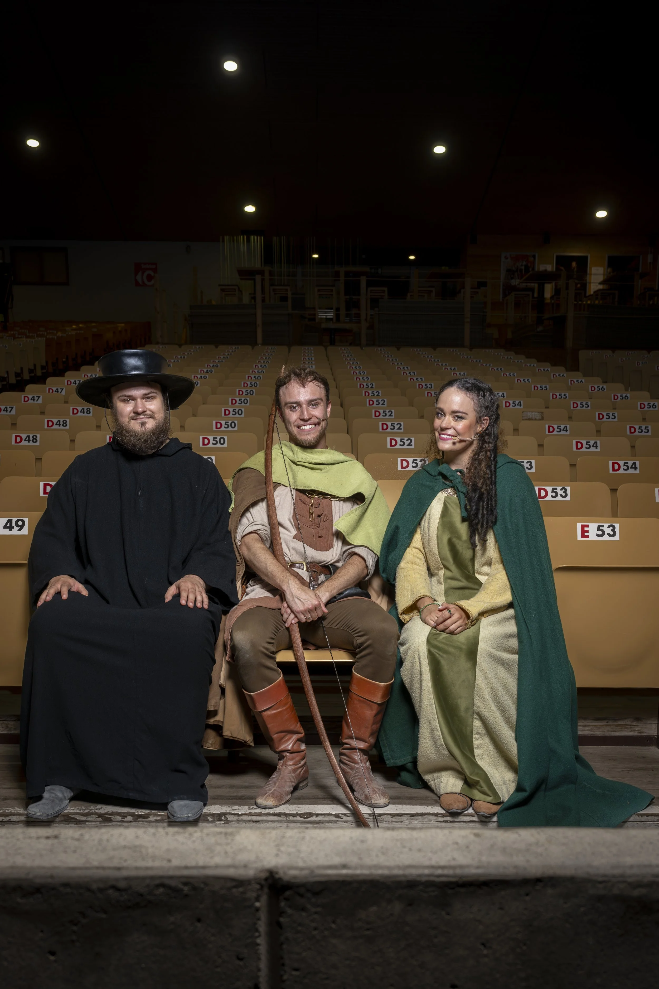 Geschwister Naef spielen beim freilicht Theater Robin Hood 